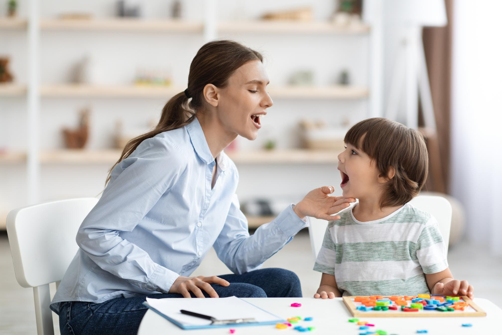 Pediatric Speech Therapy - Articulation Disorder - SpeakLivePlay.com