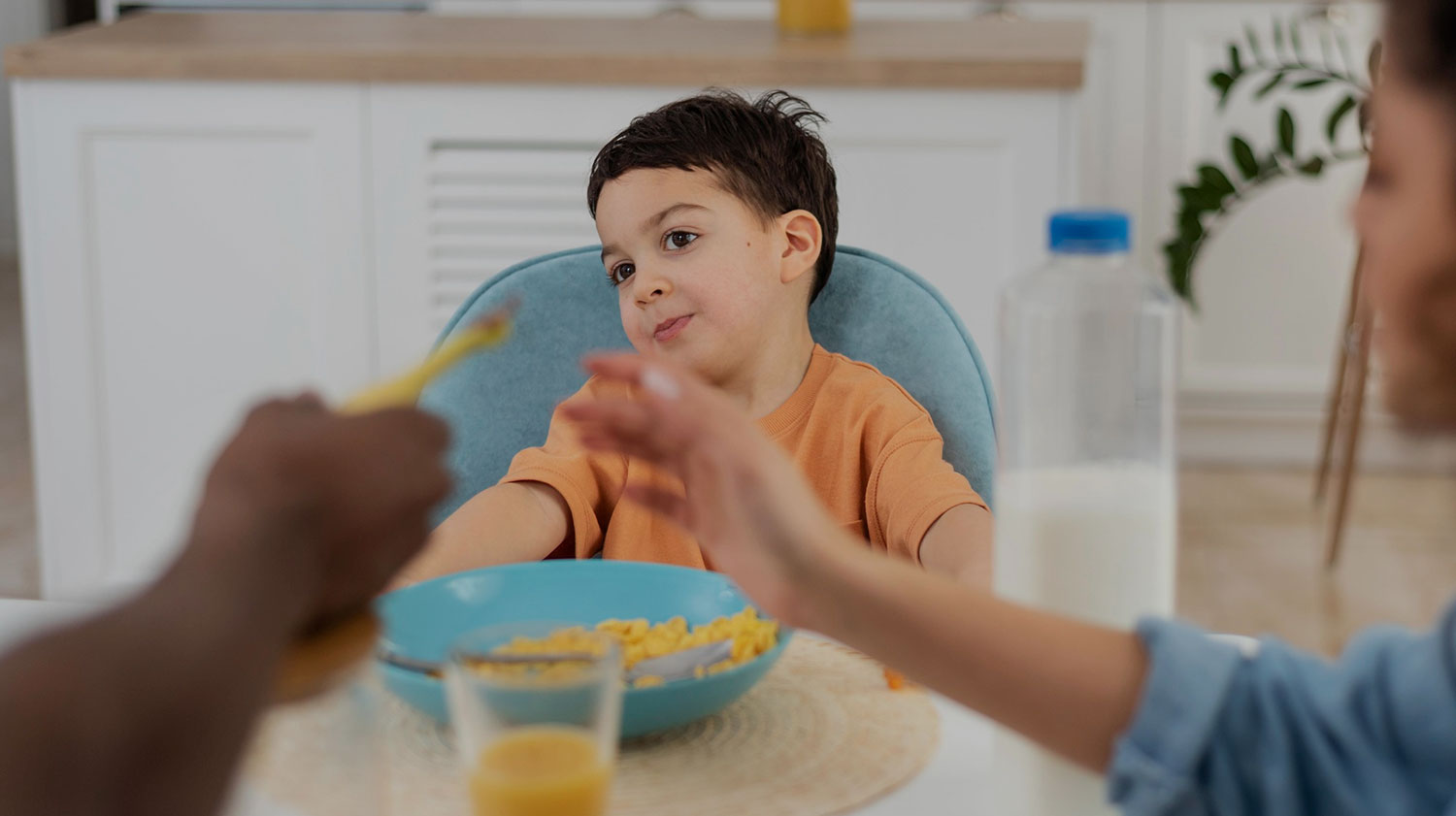 When Feeding Challenges Become a Concern: Signs to Watch For